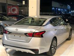 نيسان ألتيما